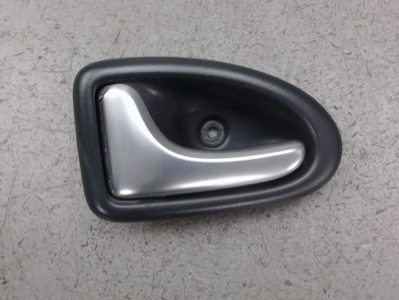 POIGNEE INTERIEURE PORTE AVANT GAUCHE RENAULT TRAFIC