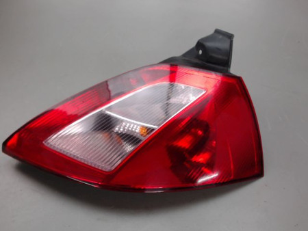 FEU ARRIERE DROIT RENAULT MEGANE