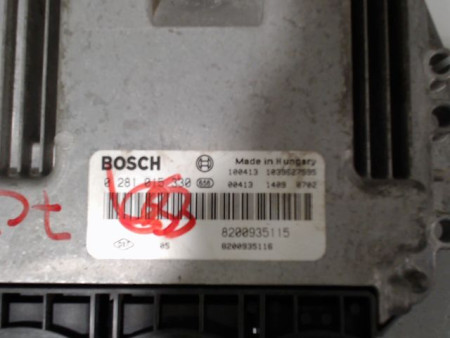 CALCULATEUR MOTEUR RENAULT TRAFIC