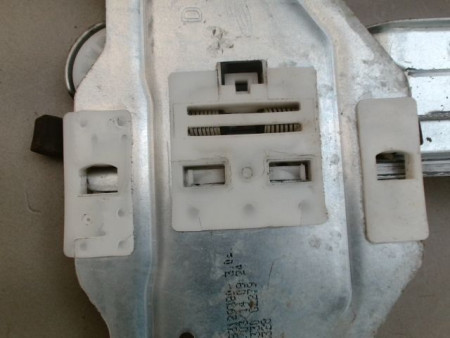 MECANISME LEVE-GLACE AVANT DROIT CITROEN C3