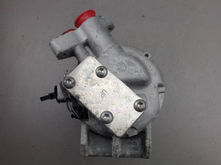 COMPRESSEUR AIR CONDITIONNE RENAULT CLIO