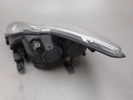 PHARE DROIT FORD FOCUS