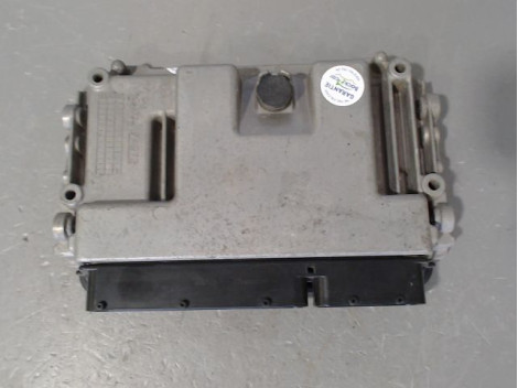 CALCULATEUR MOTEUR TOYOTA YARIS