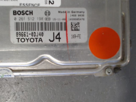 CALCULATEUR MOTEUR TOYOTA YARIS