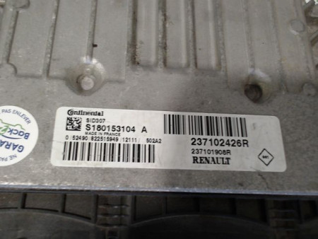 CALCULATEUR MOTEUR RENAULT MEGANE