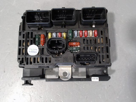 BOITE A FUSIBLES PEUGEOT 407
