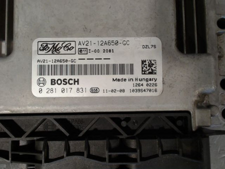 CALCULATEUR MOTEUR FORD FIESTA