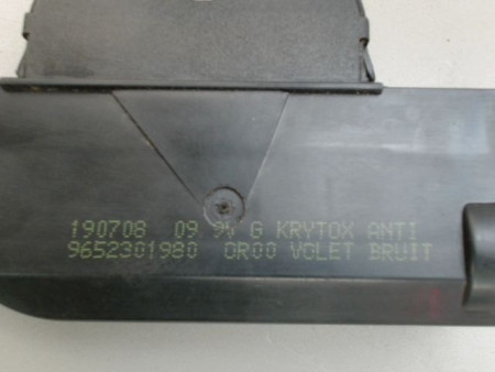 SERRURE HAYON  CITROEN C2