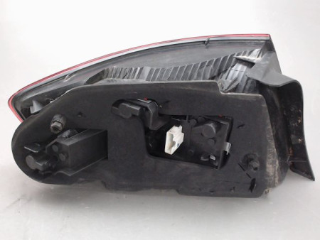 FEU ARRIERE DROIT PEUGEOT 407