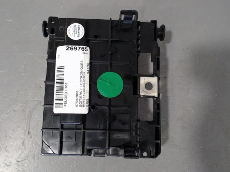 BOITE A FUSIBLES PEUGEOT 307