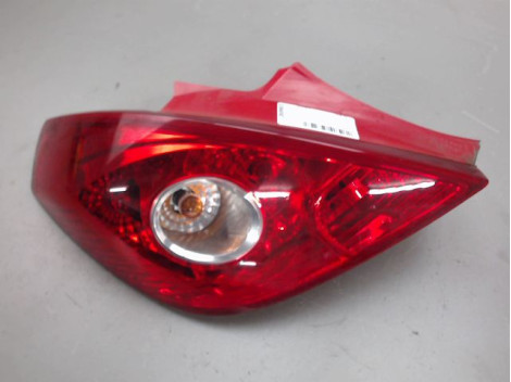 FEU ARRIERE GAUCHE  OPEL CORSA