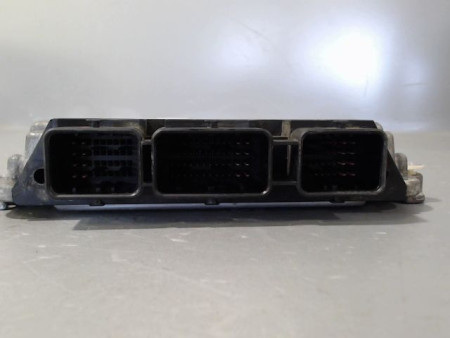CALCULATEUR MOTEUR FORD FOCUS