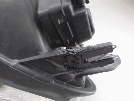 PHARE DROIT PEUGEOT 206