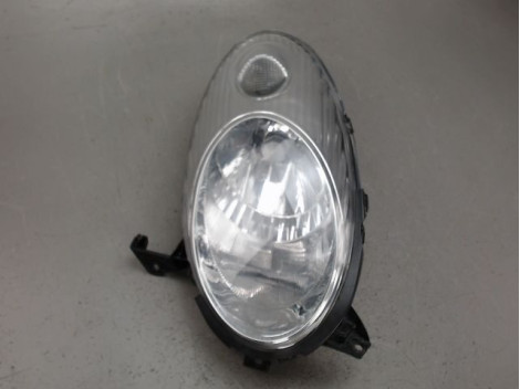 PHARE DROIT NISSAN MICRA