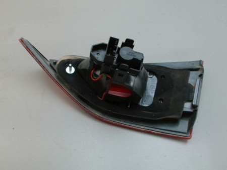 FEU ARRIERE INTERIEUR GAUCHE B.M.W. X1