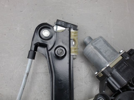 MECANISME LEVE-GLACE AVANT GAUCHE VOLKSWAGEN POLO