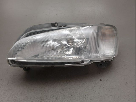 PHARE GAUCHE PEUGEOT 106