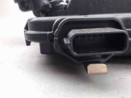 SYSTEME CONDAMNATION AVANT GAUCHE RENAULT CAPTUR