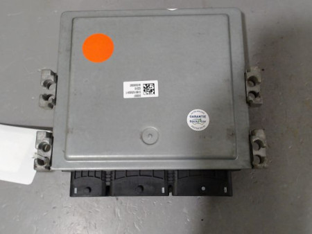 CALCULATEUR MOTEUR RENAULT MEGANE