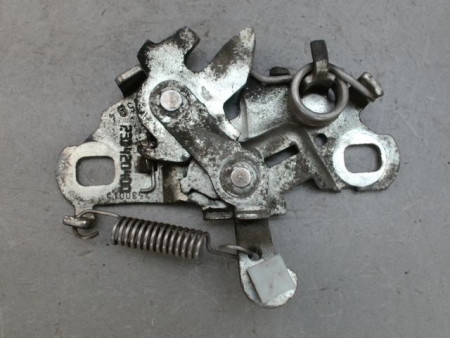SERRURE CAPOT PEUGEOT 208
