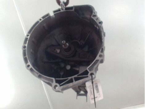 BOITE A VITESSE MECANIQUE B.M.W. SERIE 1 118 d