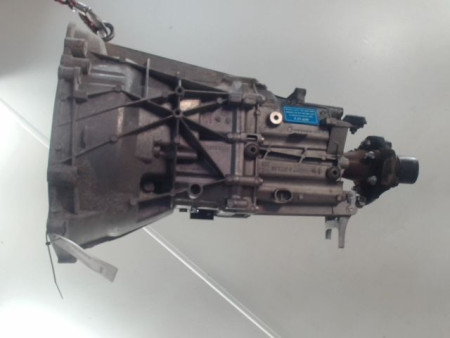 BOITE A VITESSE MECANIQUE B.M.W. SERIE 1 118 d