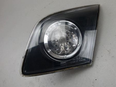 FEU ARRIERE INTERIEUR DROIT MAZDA 3