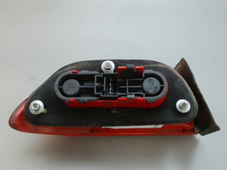 FEU ARRIERE DROIT ALFA ROMEO 156