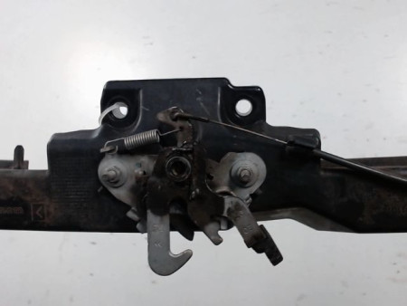 TRAVERSE SUPERIEURE ARMATURE AVANT PEUGEOT 1007