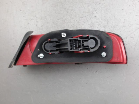 FEU ARRIERE GAUCHE  ALFA ROMEO 159