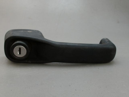 POIGNEE EXTERIEURE PORTE AVANT DROIT GOUPIL G3