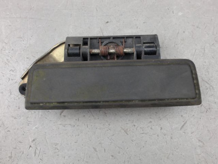 POIGNEE EXTERIEURE PORTE AVANT DROIT PEUGEOT 205