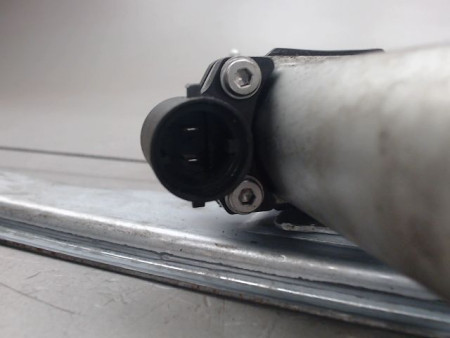 MECANISME LEVE-GLACE ARRIERE DROIT DACIA SANDERO