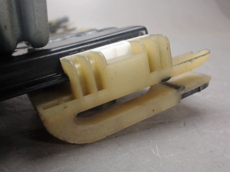 MECANISME LEVE-GLACE AVANT GAUCHE OPEL INSIGNIA