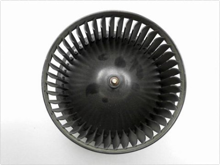 MOTEUR VENTILATEUR CHAUFFAGE FORD FIESTA 2012-