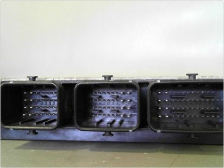 CALCULATEUR MOTEUR PEUGEOT 206+ 09-13