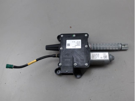 MOTEUR VERROUILLAGE FREIN A MAIN PEUGEOT 5008