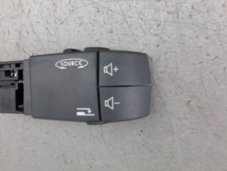 COMMANDE AUTORADIO RENAULT TWINGO