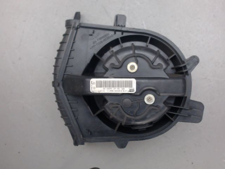 MOTEUR VENTILATEUR CHAUFFAGE RENAULT MEGANE