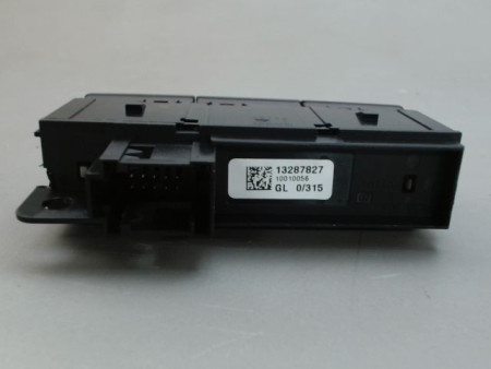 BOUTON DE WARNING OPEL MERIVA