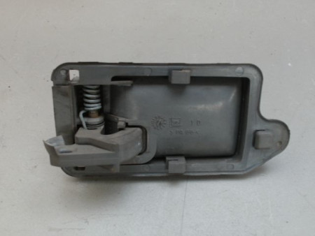 POIGNEE INTERIEURE PORTE AVANT DROIT PEUGEOT 205
