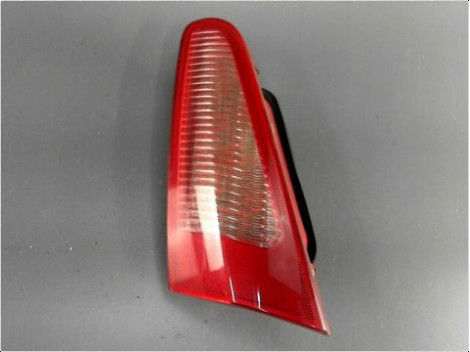 FEU ARRIERE INTERIEUR DROIT ALFA ROMEO 147 04-10