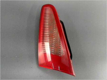 FEU ARRIERE INTERIEUR DROIT ALFA ROMEO 147 04-10