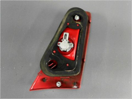 FEU ARRIERE INTERIEUR DROIT ALFA ROMEO 147 04-10