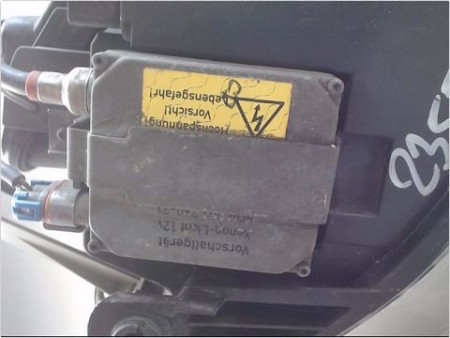 PHARE GAUCHE AUDI A6 2001-2004