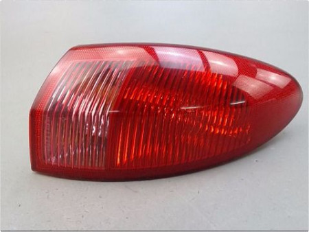FEU ARRIERE DROIT ALFA ROMEO 147 5P