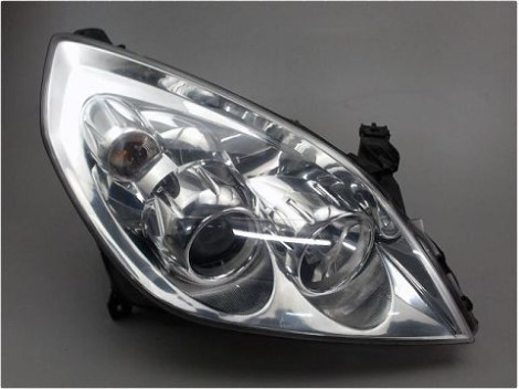 PHARE DROIT OPEL VECTRA 05-08