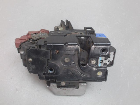 SYSTEME CONDAMNATION AVANT GAUCHE AUDI A4