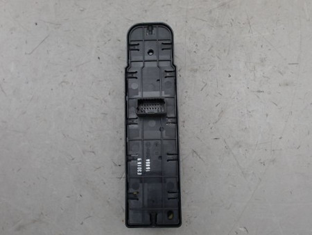 COMMANDE LEVE-GLACE PORTE AVG RENAULT MEGANE