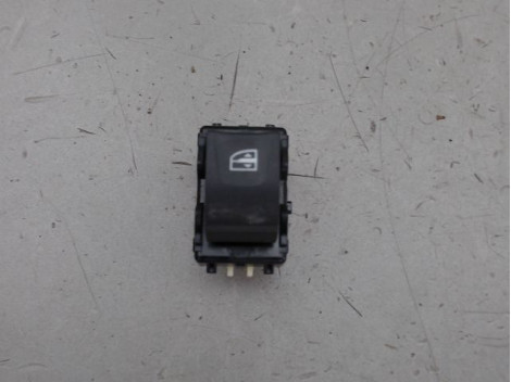 COMMANDE LEVE-GLACE PORTE AVD RENAULT TWINGO